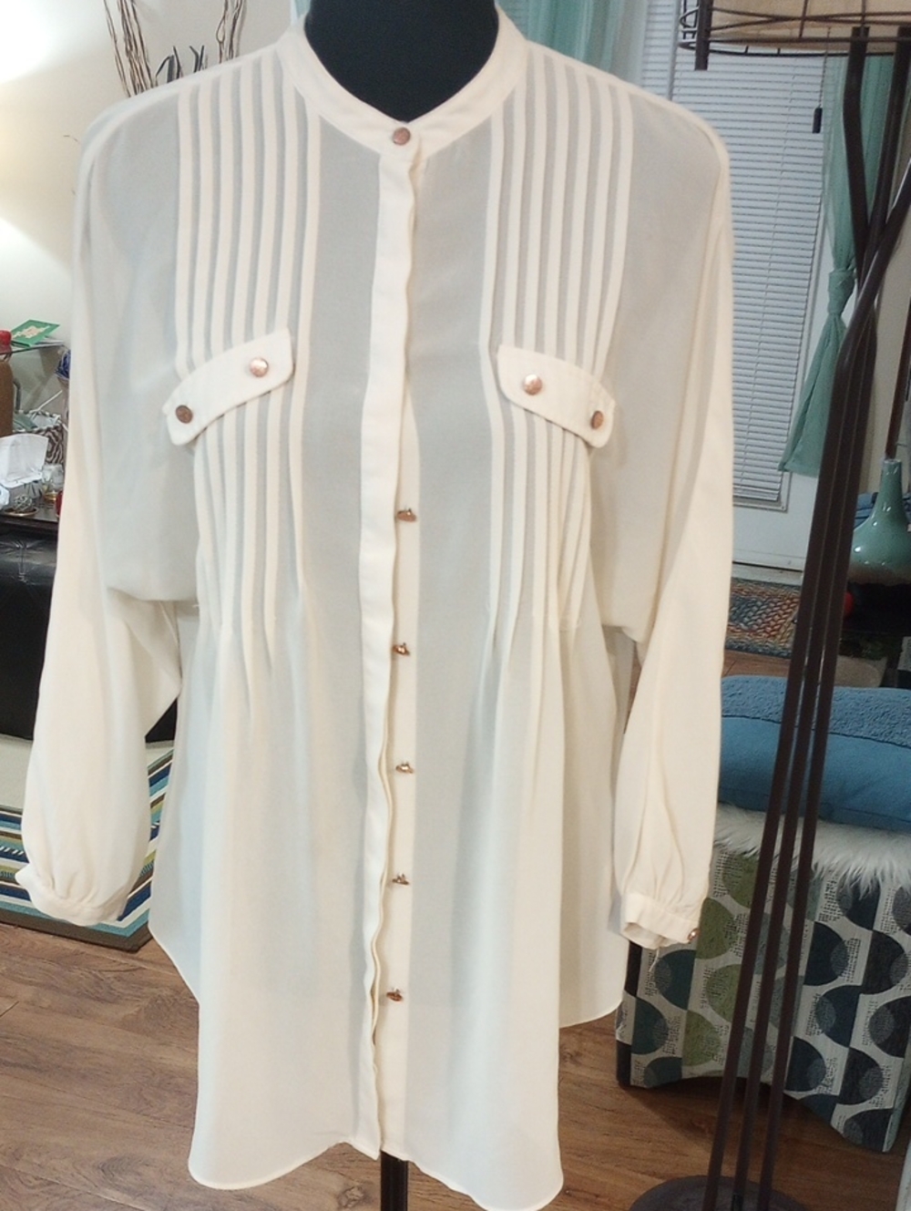 Gianni Bini Cream Pleated Button-Front Shirt